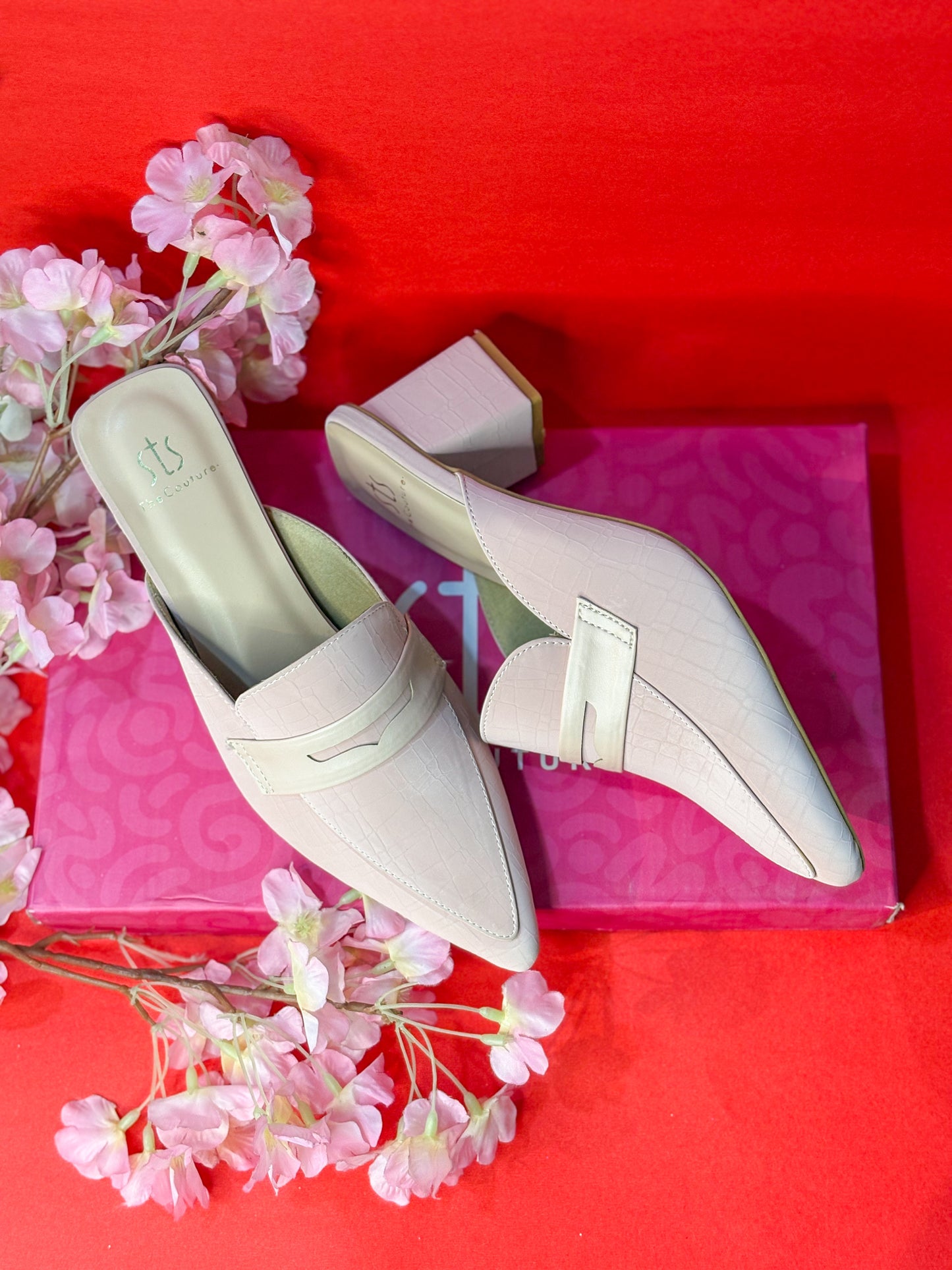 Lavaya Mules