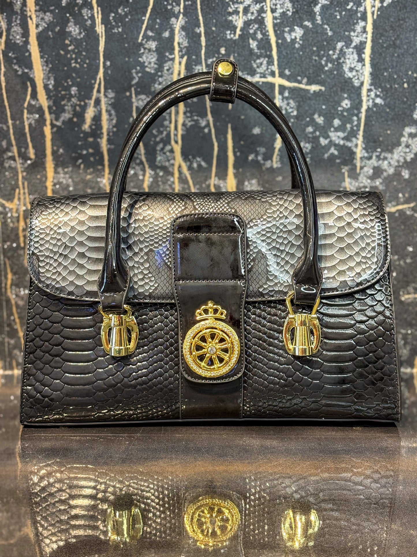 Eclipse Glossy Handbag