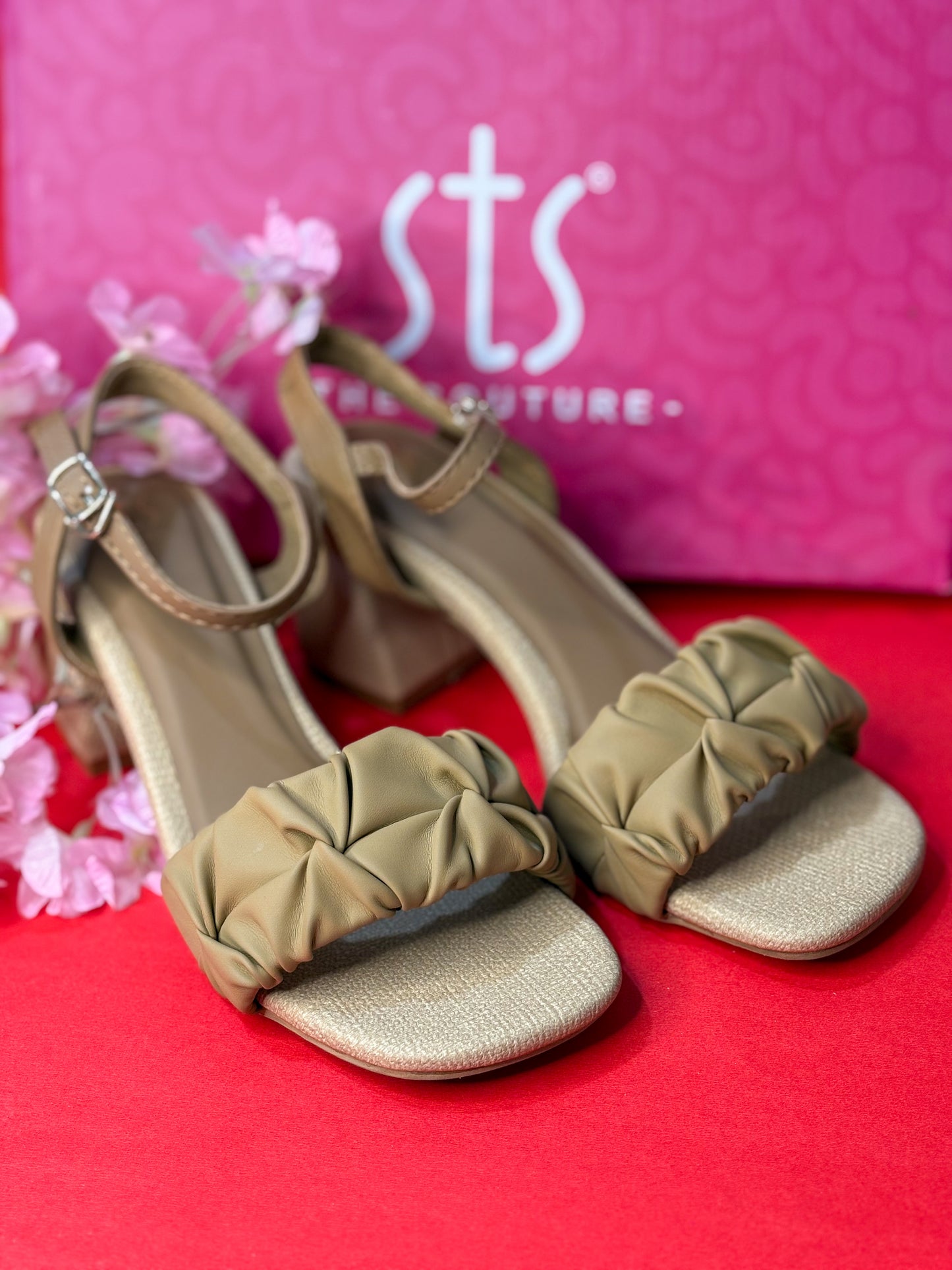 Velora Heels Beige