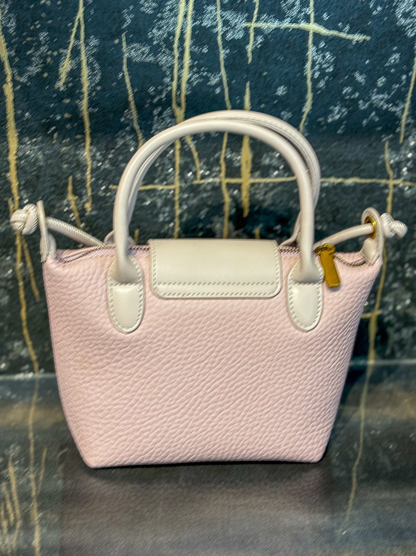 Lilac Elegance Sling