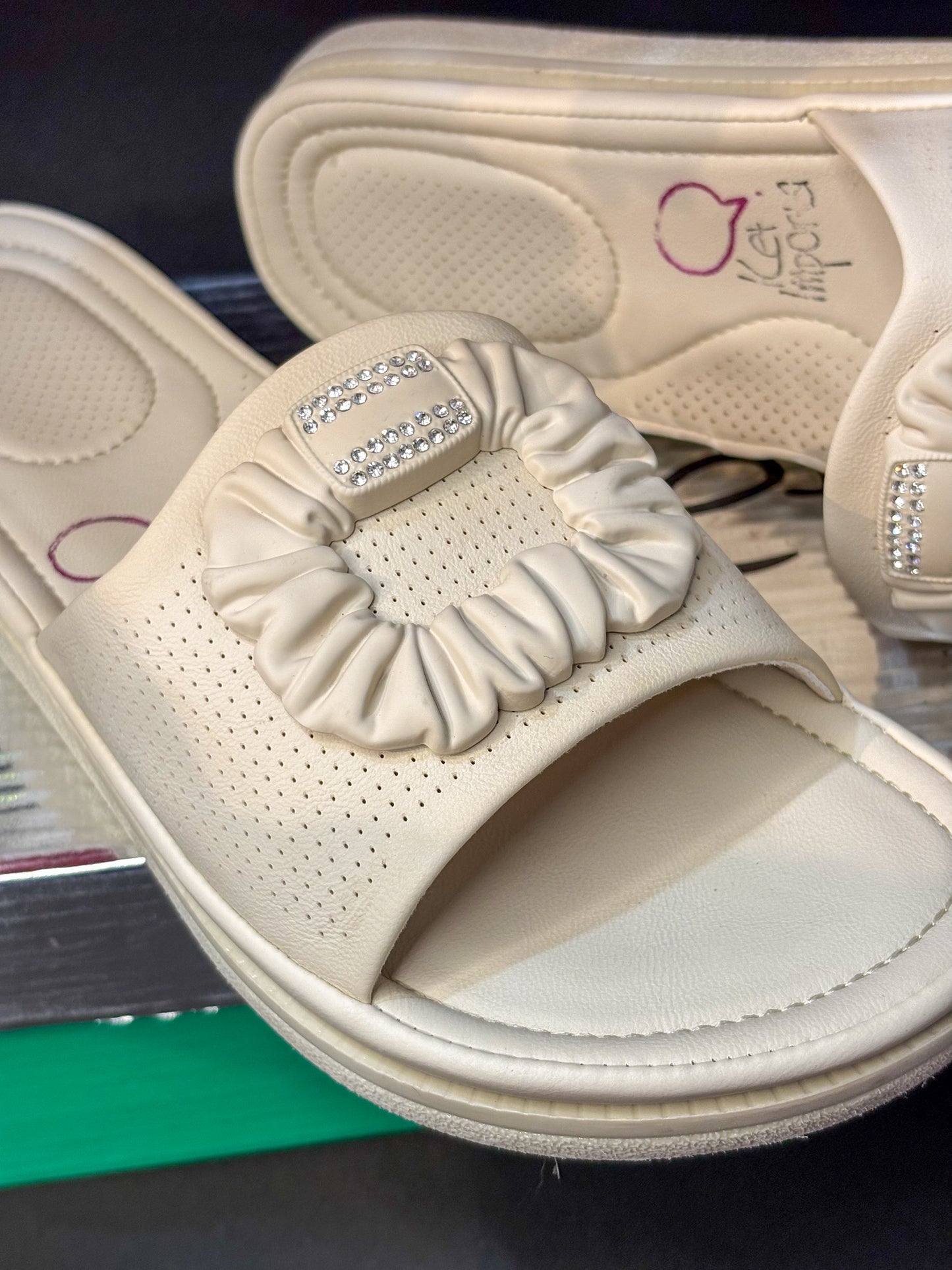 Beige Single-Strap Comfort Slider